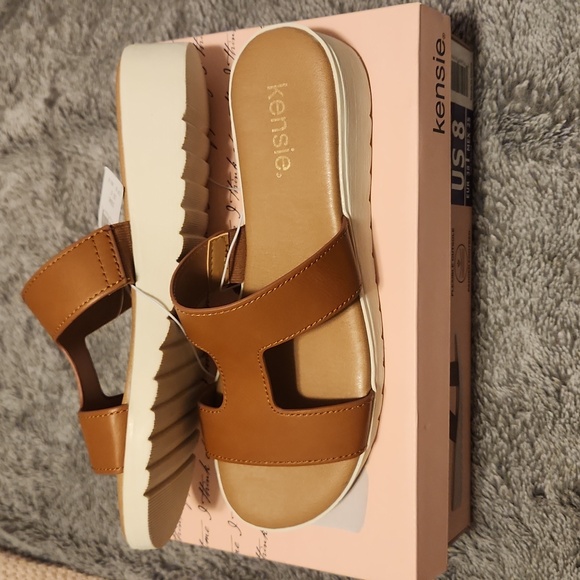 [NWT] Kensie Elena Sandals - Size 8 - Picture 2 of 5